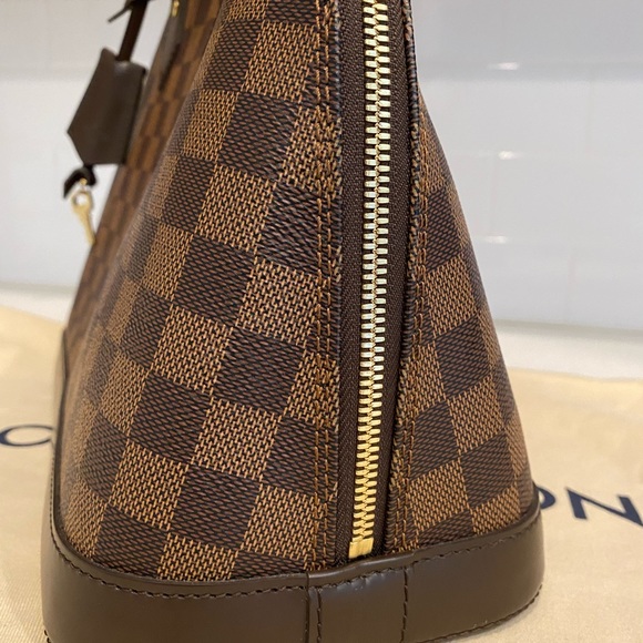 SOLD Authentic Louis Vuitton Damier Ebene Alma PM - Picture 9 of 15